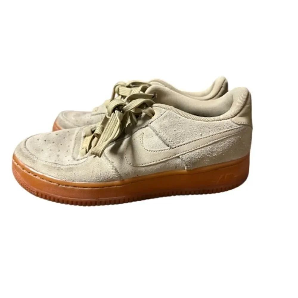Nike Air Force 1 820438-205 Size Youth 5.5 Tan Suede